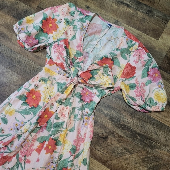 Old Navy Floral Maxi Wrap Dress Size XS - Picture 2 of 8